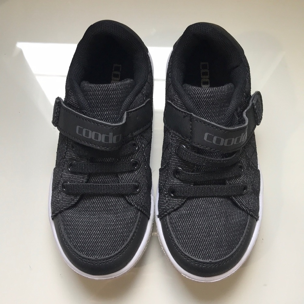 Black and gray boy sneakers